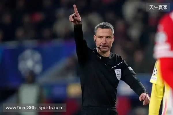 官方：斯洛文尼亚名哨温契奇将执法欧冠第7轮马赛vs利物浦